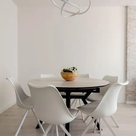 Precioso Apartamento En Residencial Con Piscina Apartment *