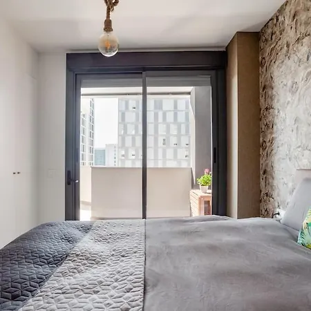 Precioso Apartamento En Residencial Con Piscina * Valencia